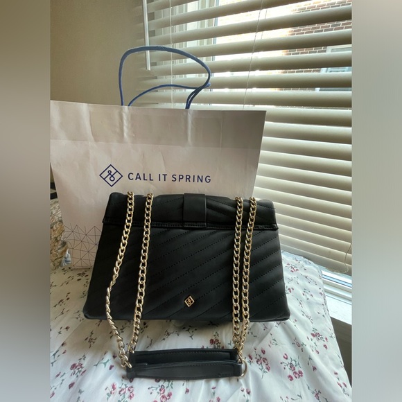 Call it Spring Shoulder Bag - Picture 2 of 7